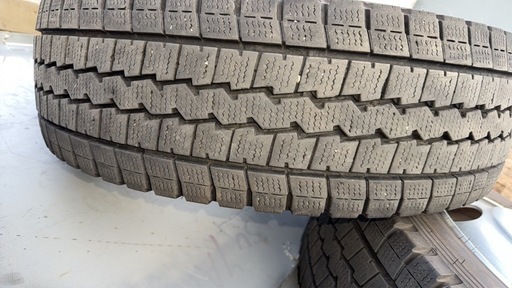 トラック用スタッドレス 楽天市場】【トラック用 225/80R17.5 123/122L スタッドレスタイヤ6本 
