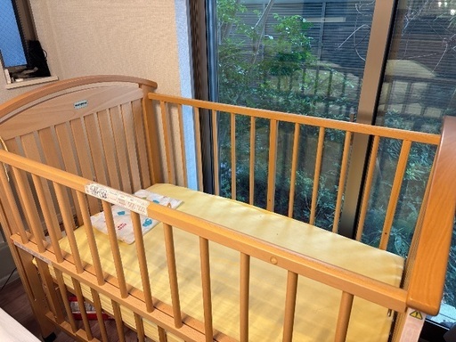 ミキハウス 木製ベビーベッド 収納付き 高さ調整可 美品 大田区上池台 受け渡し限定