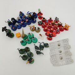 ペットボトルキャップ 等　コレクション品　まとめ売り　ピンバッジ　ワンピース　ドラゴンボール　ウルトラマン　遊戯王の画像