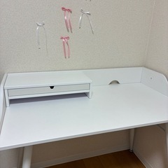 ニトリ デスク の画像