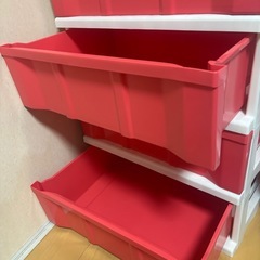 4段ボックスの画像