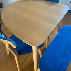 ほぼ新品<ダイニングテーブルのみ>【※価格交渉可】の画像