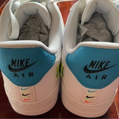 新品★NIKE スニーカー の画像