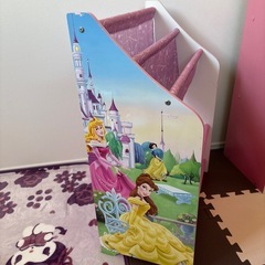 決まりました　プリンセスの本棚、おもちゃ収納の画像