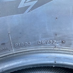 265/70r16スタッドレスタイヤ４本の画像