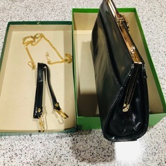 女性用肩掛けバックの画像