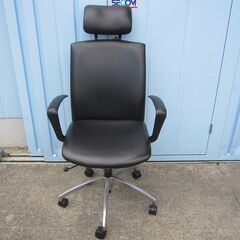 役員チェア　ヘッドレスト付き　ブラック　ビニールレザーの画像