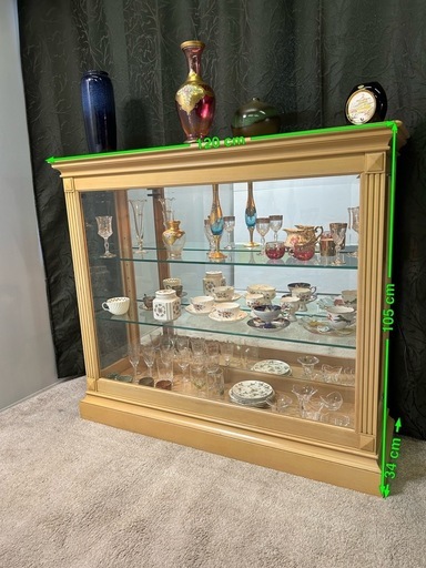 ディスプレイ
キャビネット