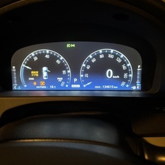 トヨタクラウンハイブリッドの画像