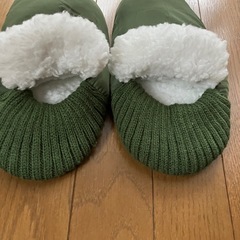 【定価550円】買ったばかり 試着のみ　ルームシューズ　スリッパ　23cm-25cmの画像