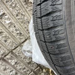 軽自動車スタッドレスタイヤホイル付き3本のみの画像