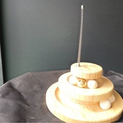 猫のおもちゃの画像