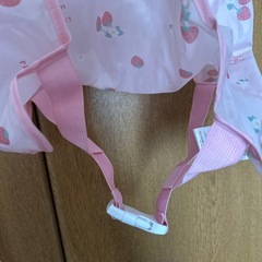 幼児エプロン・いちご柄の画像