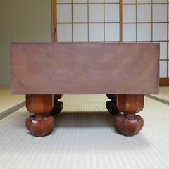 囲碁盤 および 碁石の画像