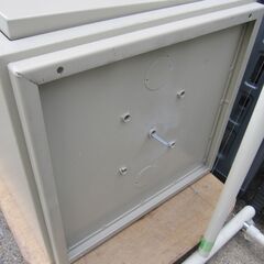 無料！　金庫　テンキー　200ｋｇ程度　560ｘ590ｘ720の画像