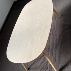 IKEA 座テーブル の画像