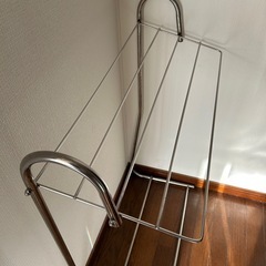 タオルラック　金属製の画像