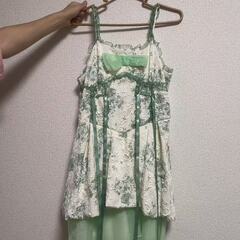 【新品・未着用】グリーン系 フェアリー風ワンピース✨ ふんわりシフォン／披肩付き🌿の画像