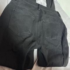 ユニクロ　デニム　ブラックの画像