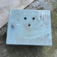 Switch BOX？　鉄製？？の画像