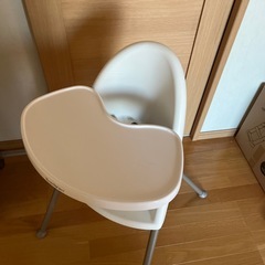 ベビービョルン　ハイチェアの画像