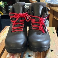 brasher トレッキングブーツ 美品
の画像