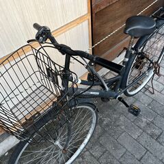 リサイクルショップどりーむ荒田店　No556 自転車　シティサイクル　27inch ギア切り替えOK　ライトなし　チェーン伸びあり　カリカリ音の画像