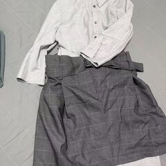 【セットアップ】ロングシャツ＋チェック柄アシメスカート✨グレー系／通学・お出かけコーデにも💫の画像