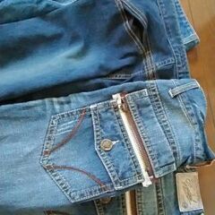 レディースのジーパン 3つの画像