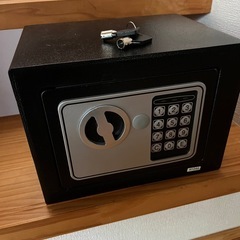 小型金庫の画像
