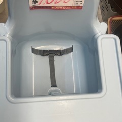 【中古】¥1,000 IKEA ベビーチェア　ベルト付き  【IJ180】の画像