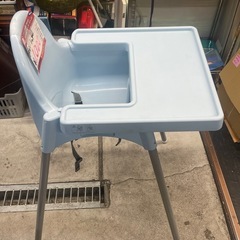 【中古】¥1,000 IKEA ベビーチェア　ベルト付き  【IJ180】の画像