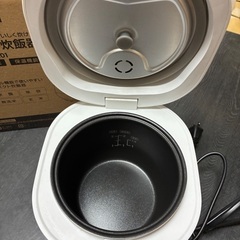 10/30まで！2合炊き炊飯器の画像