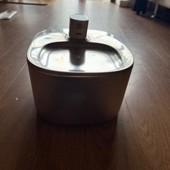 猫　自動給水器　水飲み器の画像