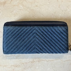 中までかわいい🥰長財布👛デニム生地👖VIVAYOUおしゃれ🖤1点物❗️星のチャーム付き⭐️デニム色の画像