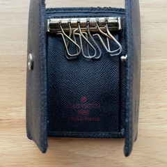 ヴィトン　キーケース２個の画像