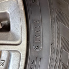 ホイル付き　タイヤの画像