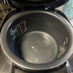 ZOUJIRUSHI　3合炊き炊飯器　2022年製　NL－BⅤ05　一か月保証付き　【リサイクルショップ道楽屋】の画像