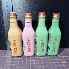 中国のミニチュアボトルの画像