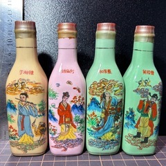 中国のミニチュアボトル