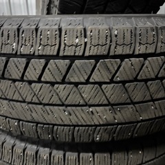 ブリヂストンタイヤの画像