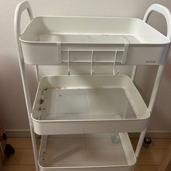 【お譲りします】スチール3段ワゴンの画像