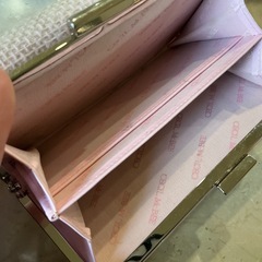 ピンクのお財布👛CECILMeBEEセシルマクビー三つ折り汚れ・傷・破れあり💦 1点物❗️薄ピンク🩷の画像