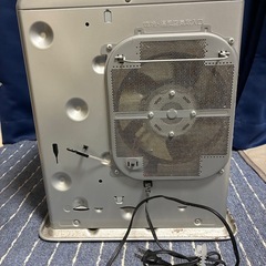 石油ファンヒーターの画像