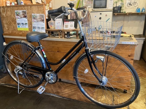 【SALE！10月末まで防犯登録無料！ノーパンクタイヤ】 LEDオートライト　6段変速　27インチ自転車　ブラック