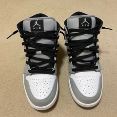 NIKEエアジョーダン1靴の画像