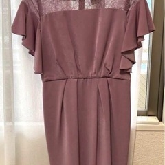 お呼ばれドレスの画像