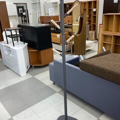 ★リユースのサカイ千葉中央店★  ポールハンガー  H170×D32×W32 クリーニング済み TC5126の画像