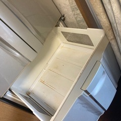 冷蔵庫の画像