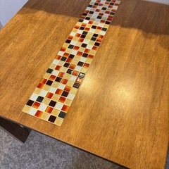 2人掛けダイニングテーブルの画像